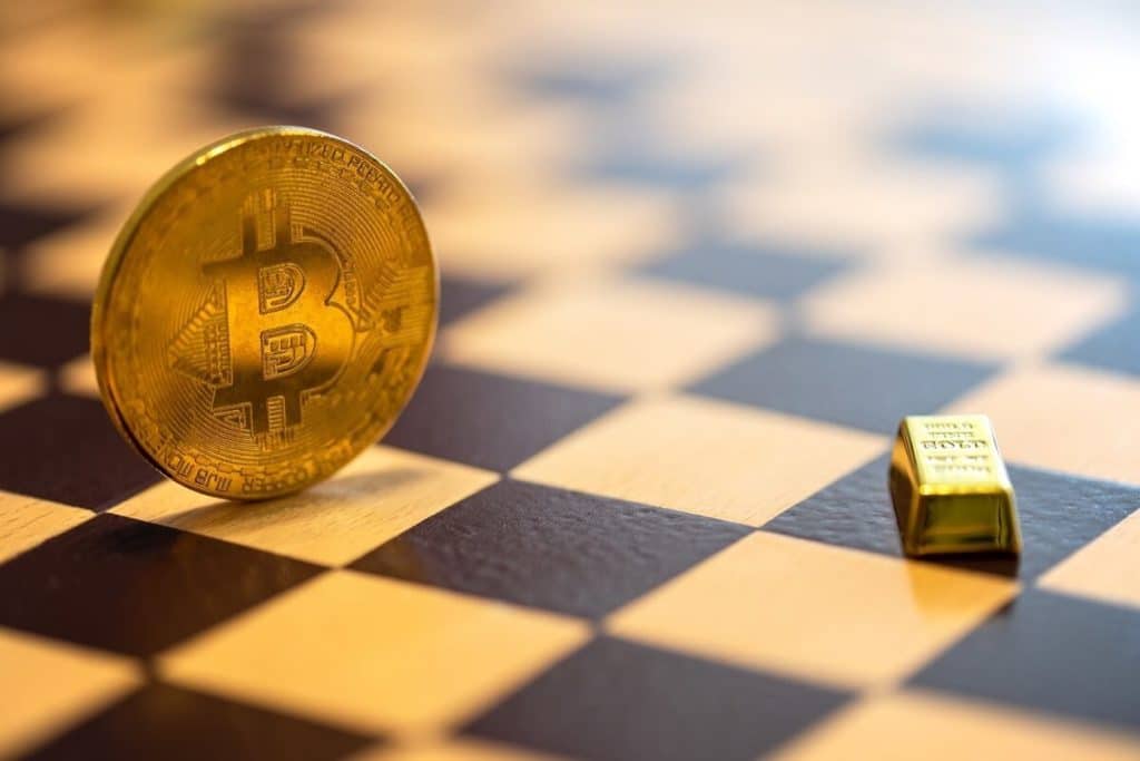 ETF Emas Mengalami Arus Keluar $2,4 Miliar Sementara ETF Bitcoin Berkembang